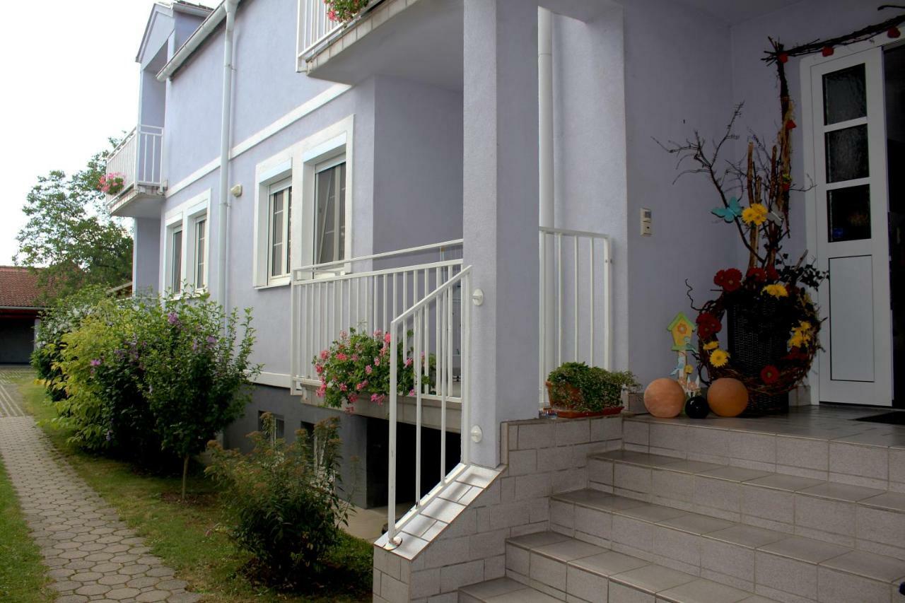 Appartement Berni Strebersdorf Exterior photo